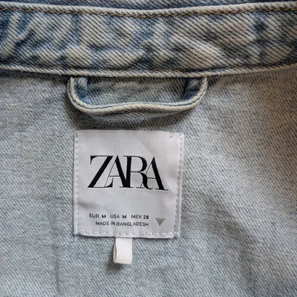 Zara Cropped Distressed Denim Jacket Raw Hem Casual Chic Street Style | Size M - Picture 7 of 11